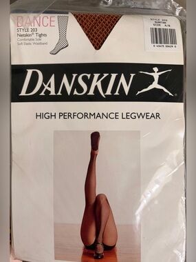 Danskin women's Performance suntan fishnet Tights